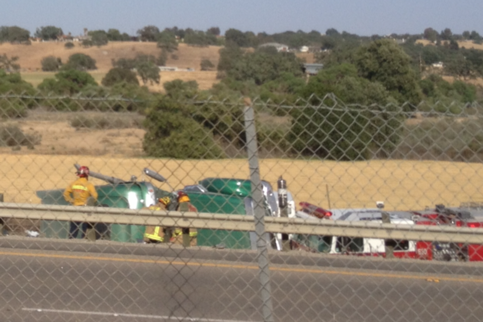 Tractor trailer accident closes freeway in paso robles