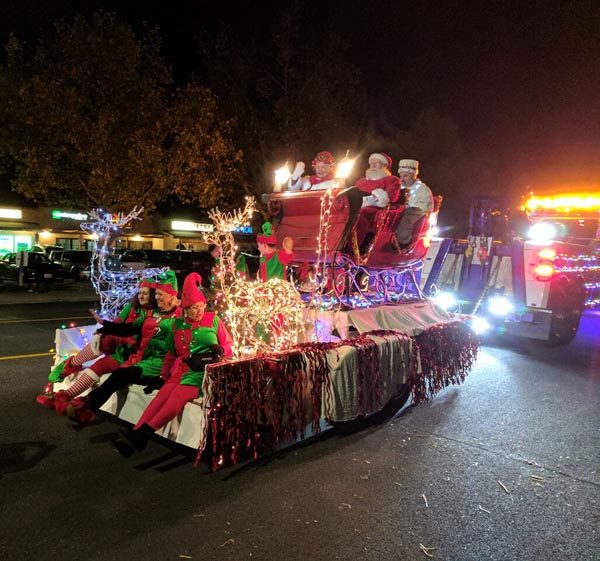 Light parade brings holiday cheer to Paso Robles Paso Robles Daily News