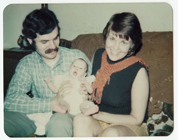 Josh Tobin with his first wife Lois Hurt and daughter Beth.