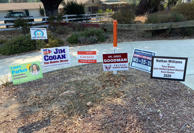 Campaign signs on South River Road near Charolais Road in Paso Robles. 
