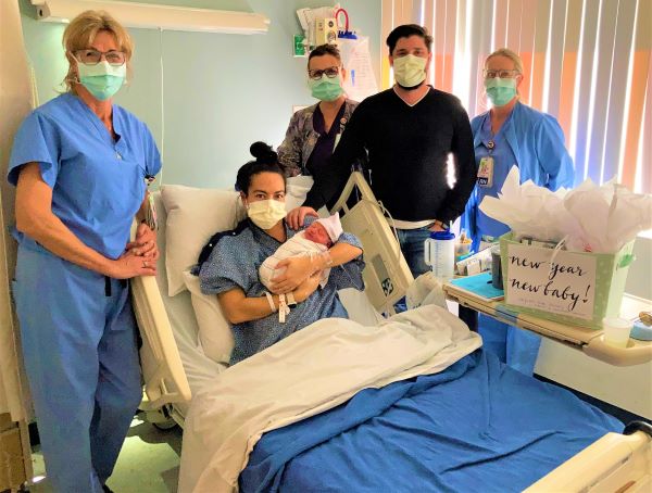 Kelsey and Jesse Bilsten with Sierra Vista nurses SLOC's 1st baby 2022