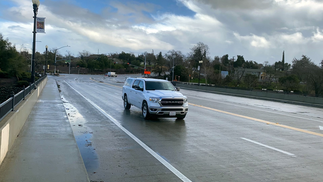 traffic resumes across the 13th street bridge in paso robles