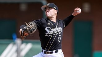 Former Bearcat Jakob Wright shuts down Cal State Fullerton for Cal Poly
