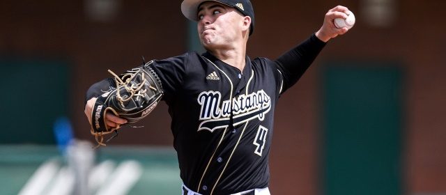 Former Bearcat Jakob Wright shuts down Cal State Fullerton for Cal Poly