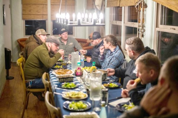 chow time - Oak Stone Outfitters